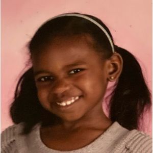 Meet your Posher, Layla